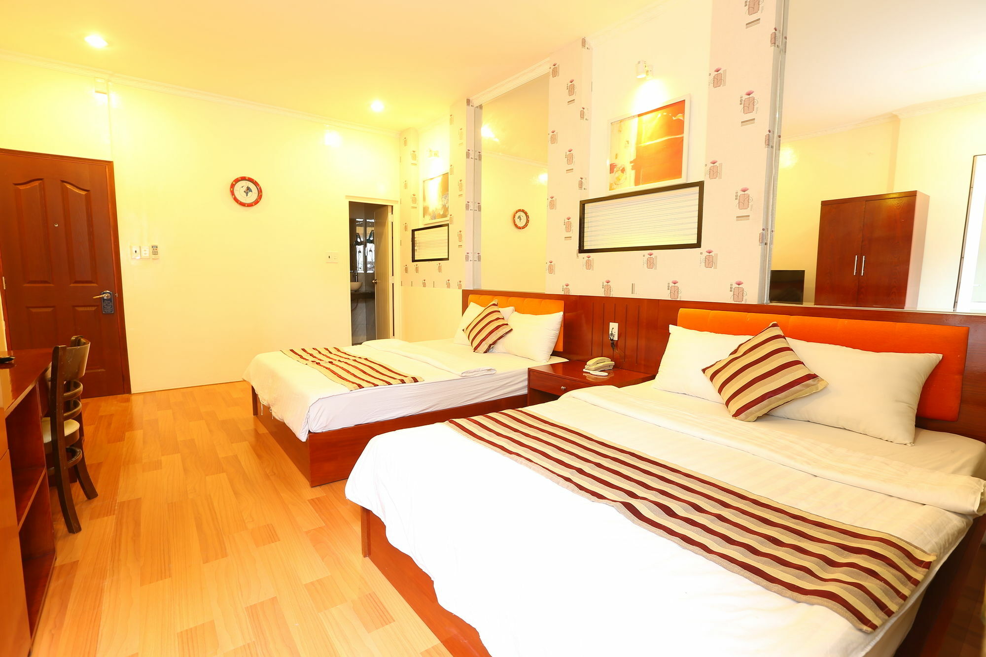 Saigon Crystal Hotel Ho Chi Minh City Bagian luar foto